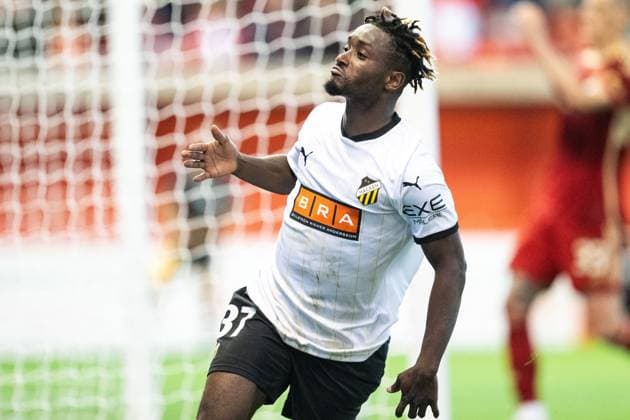 Fußball, EL Quali, FC Aberdeen - BK Häcken 230831 Häckens Ibrahim Sadiq celebrates after 0-2 during the UEFA Europa League play-off between Aberdeen and Häcken on August 31, 2023 in Aberdeen. Photo: Daniel Stiller BILDBYRAN kod DS DS0328 fotboll football soccer fotball uefa europa league aberdeen häcken bbeng bbauto jubel Copyright: DANIELxSTILLER BB230831DS025