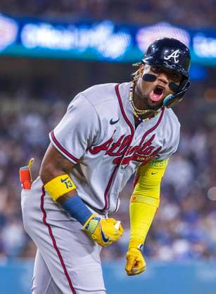 Bilder des Jahres 2023, Sport 08 August Sport Bilder des Tages August 31, 2023, Los Angeles, California, USA: RONALD ACUNA JR. of the Atlanta Braves shouts in excitement after hitting a home run with bases loaded during their regular season MLB, Baseball Herren, USA game against the Los Angeles Dodgers on Thursday at Dodger Stadium in Los Angeles. Los Angeles USA - ZUMAp124 20230831_zaa_p124_034 Copyright: xArianaxRuizx