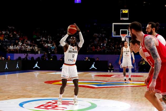 01.09.2023, FIBA Basketball Worldcup, Okinawa (Japan), Deutschland - Georgien, Spieltag 4, Gruppe K. Dennis Schröder (GER, No17) beim Freiwurf Okinawa Okinawa Arena Okinawa Japan
