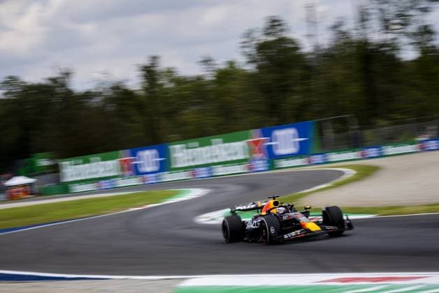 MONZA - Max Verstappen (Red Bull Racing) in action during the 1st free practice session on the Monza circuit in the run-up to the Italian Grand Prix. ANP SEM VAN DER WAL Practice 2023 2024 xVIxANPxSportx xxANPxIVx 476911593 originalFilename: 476911593.jpg
