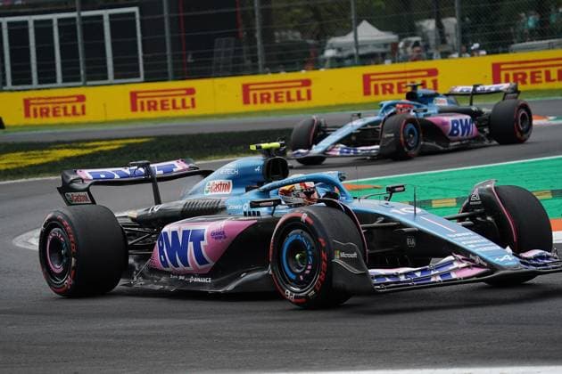 FORMULA 1 PIRELLI GRAN PREMIO D ITALIA 2023 01.09.2023, Autodromo Nazionale di Monza, Monza, FORMULA 1 PIRELLI GRAN PREMIO D ITALIA 2023 ,im Bild Pierre Gasly (FRA), BWT Alpine F1 Team, Esteban Ocon (FRA), BWT Alpine F1 Team
