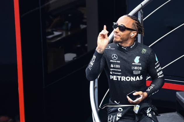 F1 Italian Grand Prix 2023 Practice 2 Lewis Hamilton of Mercedes before second practice ahead of the Formula 1 Italian Grand Prix at Autodromo Nazionale di Monza in Monza, Italy on September 1, 2023. Monza Italy  Copyright: xJakubxPorzyckix originalFilename:porzycki-f1italia230901_npjQA.jpg