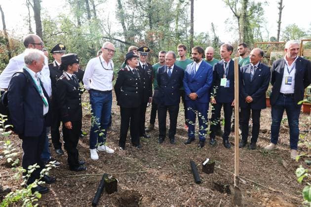 Trees Planted In Monza During F1 Italian Grand Prix 2023 Stefano Domenicali takes part in trees planting as a part of A Tree for each Driver initiative, during practice ahead of the Formula 1 Italian Grand Prix at Autodromo Nazionale di Monza in Monza, Italy on September 1, 2023. Monza Italy  Copyright: xJakubxPorzyckix originalFilename:porzycki-treespla230901_npYT9.jpg