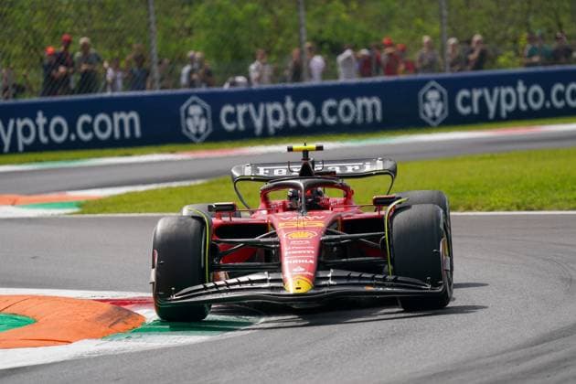 F1 Grand Prix of Italy - Practice Carlos Sainz Jr. of Spain driving the (55) Scuderia Ferrari SF-23 Ferrari during the Formula 1 Pirelli Gran Premio d Italia 2023 on September 1st, 2023 in Monza, Italy. Monza Italia  Copyright: xAlessioxMorgesex originalFilename:morgese-formula1230901_npfqp.jpg