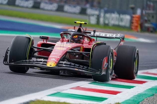 F1 Grand Prix of Italy - Practice Carlos Sainz Jr. of Spain driving the (55) Scuderia Ferrari SF-23 Ferrari during the Formula 1 Pirelli Gran Premio d Italia 2023 on September 1st, 2023 in Monza, Italy. Monza Italia  Copyright: xAlessioxMorgesex originalFilename:morgese-formula1230901_npJ05.jpg