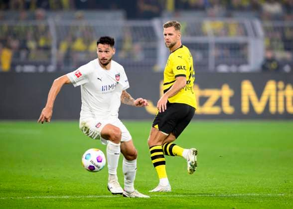 v.l. Tim KLEINDIENST (HDH), Niclas FUELLKRUG (Füllkrug)(DO) Aktion, Zweikampf, Fussball 1. Bundesliga, 3.Spieltag, Borussia Dortmund (DO) - 1. FC Heidenheim (HDH) 2:2, am 01.09.2023 in Dortmund Deutschland. DFL regulations prohibit any use of photographs as image sequences and or quasi-video Â