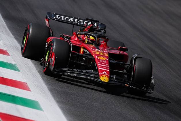 16 LECLERC Charles (mco), Scuderia Ferrari SF-23, action during the 2023 Formula 1 Pirelli Grand Premio d™Italia Grand Prix, 14th round of the 2023 Formula One World Championship, WM, Weltmeisterschaft from September 1 to 3, 2023 on the Autodromo Nazionale di Monza, in Monza, Italy - F1 - ITALIAN GRAND PRIX 2023 DPPI Panoramic  EAR31635