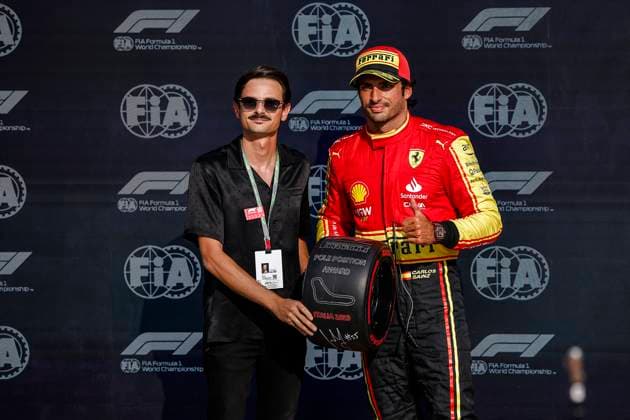SAINZ Carlos (spa), Scuderia Ferrari SF-23, portrait pole position during the 2023 Formula 1 Pirelli Grand Premio d™Italia Grand Prix, 14th round of the 2023 Formula One World Championship, WM, Weltmeisterschaft from September 1 to 3, 2023 on the Autodromo Nazionale di Monza, in Monza, Italy - F1 - ITALIAN GRAND PRIX 2023 DPPI Panoramic  _R5_8290