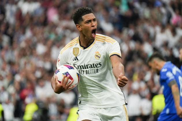 Bilder des Jahres 2023, Sport 09 September Real Madrid CF v Getafe CF - LaLiga EA Sports MADRID, SPAIN, SEPTEMBER 2: Jude Bellingham of Real Madrid Cf celebrating Joselu s goal during the LaLiga Santander match between Real Madrid CF and Getafe CF at Estadio Santiago Bernabeu on September 2, 2023 in Madrid, Spain. Madrid Santiago Bernabeu Madrid Spain Copyright: xAlexxPerezx RMGETAFE20