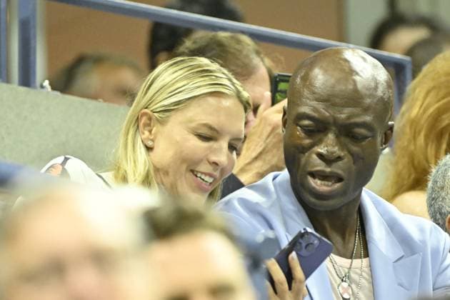 Tennis : Us Open 2023 - Seal dans la tribune du central - Angleterre Tennis : US open 2023 - 02 09 23 ChrysleneCaillaud Panoramic 