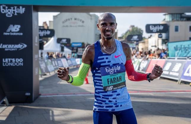 Sport Bilder des Tages Mandatory Credit: Photo by Bob Martin for London Marathon Events Shutterstock (14079348a) Sir Mo Farah (GBR) reacts after crossing the finish line in London for the final time and placing fourth in The Big Half, Sunday 03 September 2023. Photo: Bob Martin for London Marathon Events The Big Half 2023 The Big Half 2023  Copyright: xBobxMartinxforxLondonxMarathonxEvents Shutterstockx 14079348a