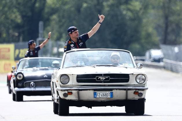 F1 Italian Grand Prix 2023 Max Verstappen of Red Bull Racing drivers parade before the Formula 1 Italian Grand Prix at Autodromo Nazionale di Monza in Monza, Italy on September 3, 2023. Monza Italy  Copyright: xJakubxPorzyckix originalFilename:porzycki-f1italia230903_npMgg.jpg