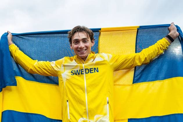 Sport Bilder des Tages Leichtathletik, Finnkampen Gala in Stockholm 230903 Armand Duplantis of Sweden celebrate after competing in men s pole vault during the Finnkampen Athletics Gala on September 3, 2023 in Stockholm. Photo: Maxim Thore BILDBYRAN kod MT MT0460 friidrott athletics friidrett finnkampen sweden finland bbeng dag 2 jubel *** 230903 Armand Duplantis of Sweden celebrate after competing in men s pole vault during the Finnkampen Athletics Gala on September 3, 2023 in Stockholm Photo Maxim Thore BILDBYRAN kod MT MT0460 friidrott athletics friidrett finnkampen sweden finland bbeng dag 2 jubel  Copyright: MAXIMxTHORE BB230903MT079