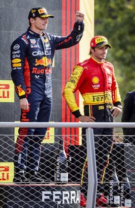 MONZA - Max Verstappen (Red Bull Racing) and Carlos Sainz (Ferrari) on the podium after the Italian Grand Prix at the Autodromo Nazionale Monza circuit on September 3, 2023 in Monza, Italy. ANP SEM VAN DER WAL Race 2023 2024 xVIxANPxSportx xxANPxIVx 477150625 originalFilename: 477150625.jpg