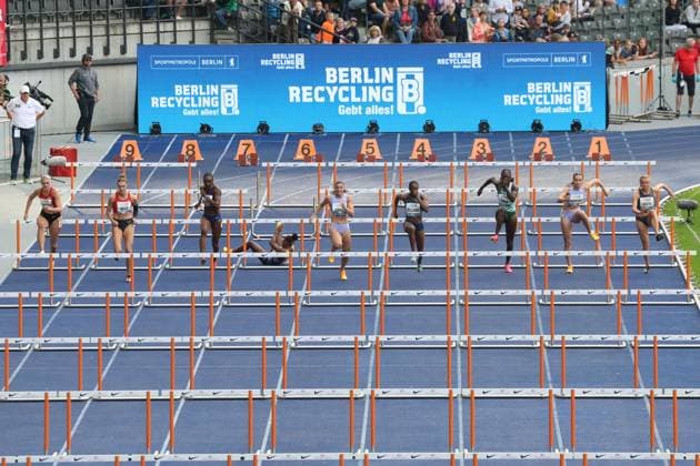 Sport Bilder des Tages DEU, ISTAF 2023, 03.09.2023, Berliner Olympiastadion, Berlin, DEU, ISTAF 2023, im Bild 100m Hürden Frauen WILLIAMS Danielle (USA) SCHUSTER Franziska GER (GER) Foto: Juergen Engler nordphoto GmbH *** DEU, ISTAF 2023, 03 09 2023, Berlin Olympic Stadium, Berlin, DEU, ISTAF 2023, in picture 100m hurdles women WILLIAMS Danielle USA SCHUSTER Franziska GER GER Foto Juergen Engler nordphoto GmbH nordphotoxGmbHx xEngler nph00076