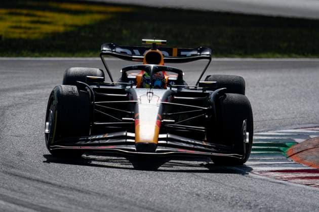 September 3, 2023, Monza, Italy: SERGIO PEREZ of Mexico and Red Bull Racing drives during the 2023 FIA Formula 1 Italian Grand Prix at Autodromo Nazionale Monza in Monza, Italy. Monza Italy - ZUMAg147 20230903_fap_g147_012 Copyright: xJamesxGasperottix