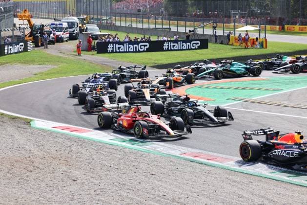 Rennstart, Rennen, Grosser Preis von Italien, Motorsport, Formel 1, Saison 2023, 03.09.2023 ITA, Formel 1, Autodromo Nazionale Monza, 03.09.2023 Monza Copyright: xEibner-Pressefoto Grafx EP_AGF