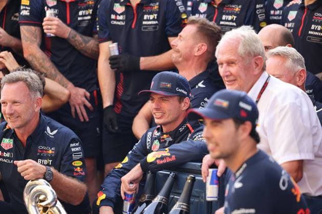 1 Max Verstappen (NDL, Oracle Red Bull Racing, 01), 11 Sergio Perez (MEX, Oracle Red Bull Racing, 11), Christian Horner, Dr Helmut Marko, Red Bull Feier, Post Race, Grosser Preis von Italien, Motorsport, Formel 1, Saison 2023, 03.09.2023 ITA, Formel 1, Autodromo Nazionale Monza, 03.09.2023 Monza Copyright: xEibner-Pressefoto Grafx EP_AGF
