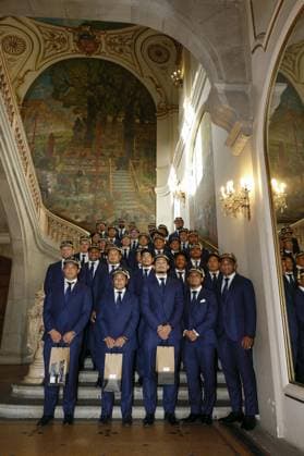 Sport Bilder des Tages Rugby: Japan team ahead of World Cup in France Japan national rugby team members pose for photos after attending a welcoming ceremony on Sept. 3, 2023, in Toulouse, the team s base camp for the Rugby World Cup in France.  A14AA0001830786P
