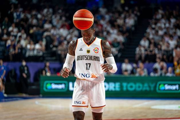 Basketball Okinawa 03.09.2023 FIBA Basketball World Cup 2023 Weltmeisterschaft der Männer Runde 2 Deutschland (GER) - Slowenien (SLO) Dennis Schröder Schroeder (Deutschland, No.17) Schröder Schroder