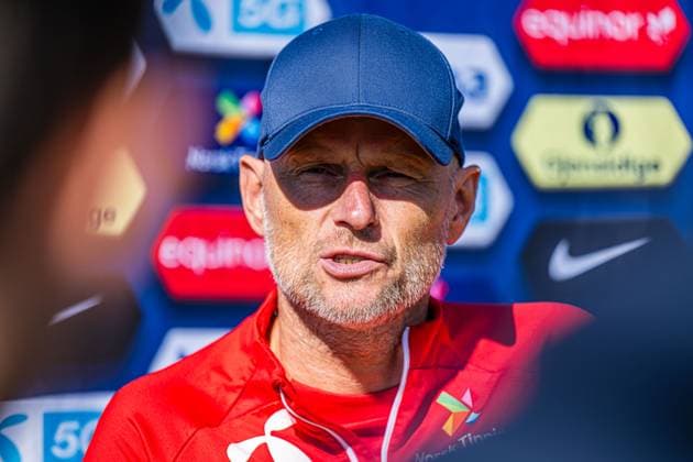 230904 Stale Solbakken, head coach of the Norwegian national football team during a press event on September 4, 2023 in Lillestrom. Photo: Marius Simensen BILDBYRAN COP 238 bbeng football fotball fotboll norge norway practice soccer training trening träning Copyright: MARIUSxSIMENSEN BB230904BB276