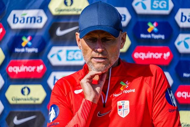 230904 Stale Solbakken, head coach of the Norwegian national football team during a press event on September 4, 2023 in Lillestrom. Photo: Marius Simensen BILDBYRAN COP 238 bbeng football fotball fotboll norge norway practice soccer training trening träning Copyright: MARIUSxSIMENSEN BB230904BB293