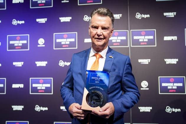 UTRECHT, 04-09-2023, De Fabrique . Eredivisie Awards 2023 , season 2022 - 2023 . Louis van Gaal with his Eredivisie Oeuvre Award Eredivisie Awards 2023  x22218566x Copyright: