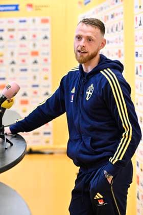 STOCKHOLM 20230905 Viktor Johansosn under en pressträff med fotbollslandslaget inför EM-kvalet mot Estland. STOCKHOLM SVERIGE x10060x