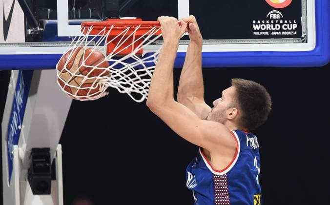 LITHUANIA vs SERBIA FILIP PETRUSEV, basketball player of Serbia, at the FIBA World Cup match against Lithuania, at MOA Arena. Manila, 05.09.2023. photo: Nebojsa Parausic MN press photo BASKETBALL, FIBA, WORLD CUP, SERBIA, LITHUANIA Manila MOA Arena Philippines Copyright: xNebojsaxParausicx xMNxPressx