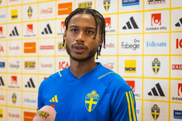 230905 Jens Cajuste of Sweden in the mixed zone after a training session on September 5, 2023 in Stockholm. Photo: Michael Campanella BILDBYRAN COP 313 MC0063 fotboll football soccer fotball em-kval kval UEFA EURO, EM, Europameisterschaft,Fussball Qualifier, EM, Europameisterschaft qualifier träning practice training sverige sweden sverige a bbeng Copyright: MICHAELxCAMPANELLA BB230905MC055