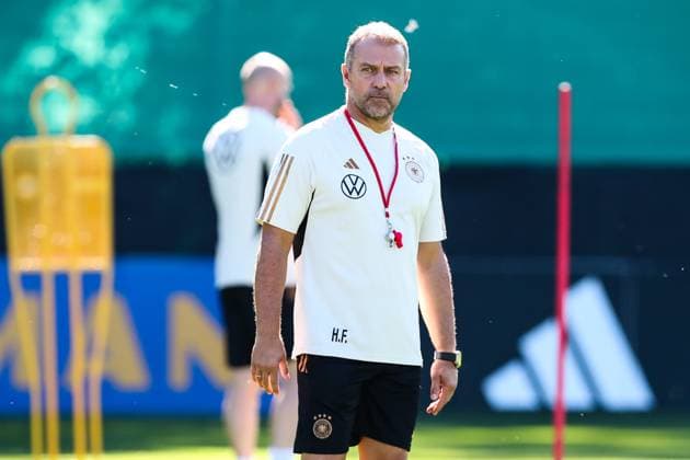 Bundestrainer Hansi Flick (Deutschland) - Training Nationalmannschaft Deutschland hinter der AOK Arena in Wolfsburg - Fussball,Deutschland,06.09.2023