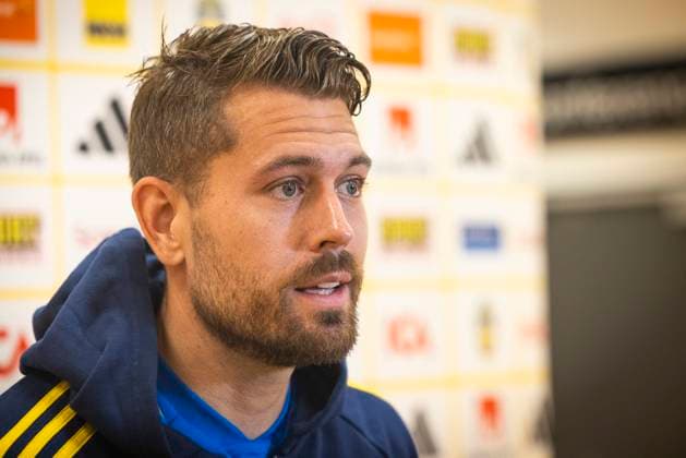 230906 Kristoffer Nordfeldt of Sweden in the mixed zone after a training session on September 6, 2023 in Stockholm. Photo: Michael Campanella BILDBYRAN COP 313 MC0064 fotboll football soccer fotball em-kval kval UEFA EURO, EM, Europameisterschaft,Fussball Qualifier, EM, Europameisterschaft qualifier träning practice training sverige sweden sverige a bbeng Copyright: MICHAELxCAMPANELLA BB230906MC069