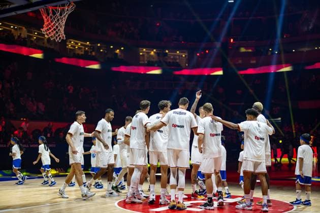 Basketball Manila Pasay 06.09.2023 FIBA Basketball World Cup 2023 Weltmeisterschaft der Männer Viertelfinale Deutschland (GER) - Lettland (LAT) Team Deutschland Huddle