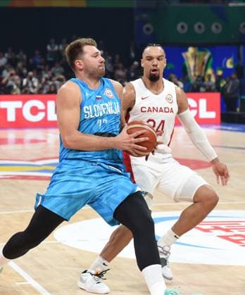 CANADA vs SLOVENIA LUKA DONCIC, basketball player of Slovenia, at the FIBA World Cup match against Canada, at MOA Arena. Manila, 06.09.2023. photo: Nebojsa Parausic MN press photo BASKETBALL, FIBA, WORLD CUP, CANADA, SLOVENIA Manila MOA Arena Philippines Copyright: xNebojsaxParausicx xMNxPressx