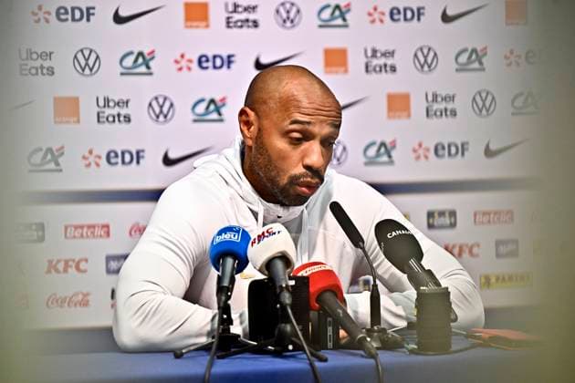 Thiery Henry SÃ lectionneur de l Equipe de France Espoirs FOOTBALL : match amical France vs Danemark espoirs , confÃ rence de presse, thierry Henry, nouveau sÃ lectionneur des espoirs 6 09 2023 MaoCtou Panoramic 