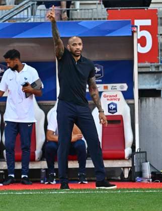 Thiery Henry SÃ lectionneur de l Equipe de France Espoirs Cherki Rayan FOOTBALL : match amical France vs Danemark espoirs , confÃ rence de presse, thierry Henry, nouveau sÃ lectionneur des espoirs 7 09 2023 Mao Panoramic 