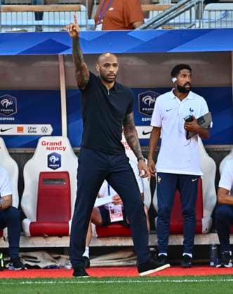 Thiery Henry SÃ lectionneur de l Equipe de France Espoirs Cherki Rayan FOOTBALL : match amical France vs Danemark espoirs , confÃ rence de presse, thierry Henry, nouveau sÃ lectionneur des espoirs 7 09 2023 Mao Panoramic 