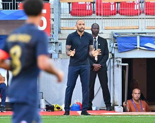 Thiery Henry SÃ lectionneur de l Equipe de France Espoirs Cherki Rayan FOOTBALL : match amical France vs Danemark espoirs , confÃ rence de presse, thierry Henry, nouveau sÃ lectionneur des espoirs 7 09 2023 Mao Panoramic 