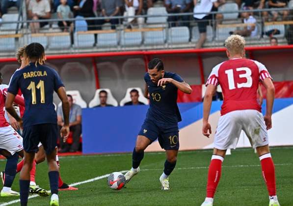 Thiery Henry SÃ lectionneur de l Equipe de France Espoirs Cherki Rayan but et joie FOOTBALL : match amical France vs Danemark espoirs , confÂŽrence de presse, thierry Henry, nouveau sÂŽlectionneur des espoirs 7 09 2023 Mao Panoramic 