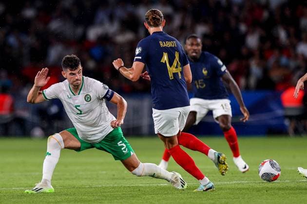 UEFA EURO, EM, Europameisterschaft,Fussball 2024 Qualifying Round Group B, Parc des Princes, Paris, France 7 9 2023 France vs Republic of Ireland Ireland s John Egan and France s Adrien Rabiot John Egan and Adrien Rabiot 7 9 2023  Copyright: x INPHO RyanxByrnex RB1_1113