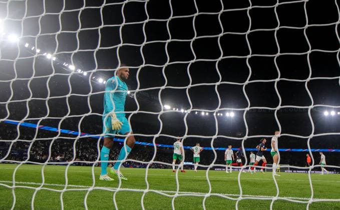 UEFA EURO, EM, Europameisterschaft,Fussball 2024 Qualifying Round Group B, Parc des Princes, Paris, France 7 9 2023 France vs Republic of Ireland Ireland s Gavin Bazunu Gavin Bazunu dejected after conceding a goal to Aurelien Tchouameni 7 9 2023  Copyright: x INPHO RyanxByrnex RB4_0127