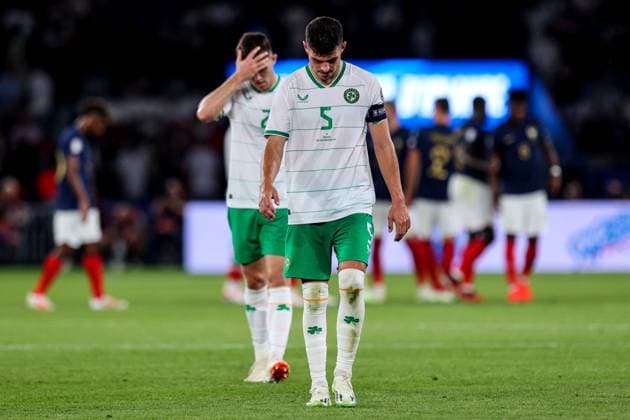 UEFA EURO, EM, Europameisterschaft,Fussball 2024 Qualifying Round Group B, Parc des Princes, Paris, France 7 9 2023 France vs Republic of Ireland Ireland s John Egan John Egan dejected after the game 7 9 2023  Copyright: x INPHO RyanxByrnex RB1_4088