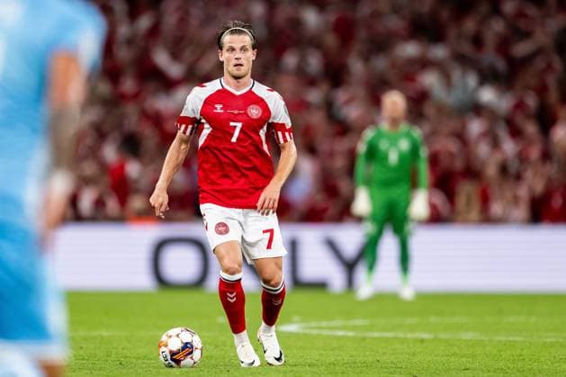 230907 Mathias Jensen of Denmark during the UEFA EURO, EM, Europameisterschaft,Fussball Qualifier, EM, Europameisterschaft football match between Denmark and San Marino on September 7, 2023 in Copenhagen. Photo: Petter Arvidson BILDBYRAN kod PA PA0645 bbeng football soccer fotboll fotball uefa euro qualifier landskamp em-kval em-kvalifisering em-kvalik denmark danmark San Marino Copyright: PETTERxARVIDSON BB230907PA106