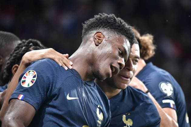 Euro Qualifiers - France v Ireland French midfielder Aurelien Tchouameni celebrates with teammates after scoring a goal during the UEFA EURO, EM, Europameisterschaft,Fussball 2024 qualification football match between France and Ireland at the Parc des Princes stadium in Paris on September 7, 2023. Photo by Firas Abdullah ABACAPRESS.COM Paris Ã?le-de-France France  Copyright: xAbdullahxFiras ABACAx 866752_035 AbdullahxFiras ABACAx 866752_035