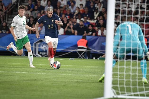 Euro Qualifiers - France v Ireland French defender Lucas Hernandez (C) fights for the ball during the UEFA EURO, EM, Europameisterschaft,Fussball 2024 qualification football match between France and Ireland at the Parc des Princes stadium in Paris on September 7, 2023. Photo by Firas Abdullah ABACAPRESS.COM Paris Ã?le-de-France France  Copyright: xAbdullahxFiras ABACAx 866752_067 AbdullahxFiras ABACAx 866752_067