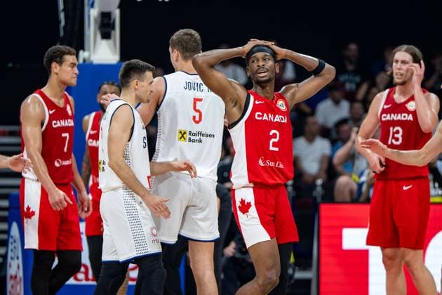 Sport Bilder des Tages Basketball Manila Pasay 08.09.2023 FIBA Basketball World Cup 2023 Weltmeisterschaft der Männer Halbfinale Serbien (SRB) - Kanada (CAN) Shai Gilgeous-Alexander (Kanada, No.02) fassungslos