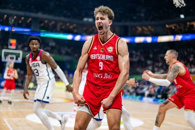 Sport Bilder des Tages Basketball Manila Pasay 08.09.2023 FIBA Basketball World Cup 2023 Weltmeisterschaft der Männer Halbfinale Vereinigte Staaten von Amerika (USA) - Deutschland (GER) Franz Wagner (Deutschland, No.09) Jubel