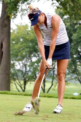 CINCINNATI, OH - SEPTEMBER 08: LPGA, Golf Damen golfer LexiThompson hits her tee shot on the 8th hole during the second round of the Kroger Queen City Championship at the Kenwood Country Club in Cincinnati, Ohio. (Photo by Brian Spurlock Icon Sportswire) GOLF: SEP 08 LPGA Kroger Queen City Championship EDITORIAL USE ONLY Icon230908033