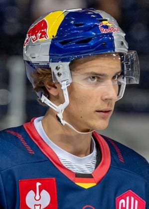 Julian Lutz (EHC Red Bull Muenchen, 88). GER, EHC Red Bull Muenchen gegen HC Kosice, Eishockey, Champions Hockey League, Gruppenphase, 3. Spieltag, Saison 2023 2024, 08.09.2023. GER, EHC Red Bull Muenchen gegen HC Kosice, Eishockey, Champions Hockey League, Gruppenphase, 3. Spieltag, Saison 2023 2024, 08.09.2023. Muenchen *** Julian Lutz EHC Red Bull Muenchen, 88 GER, EHC Red Bull Muenchen vs HC Kosice, Ice Hockey, Champions Hockey League, Group Stage, Match Day 3, Season 2023 2024, 08 09 2023 GER, EHC Red Bull Muenchen vs HC Kosice, Ice Hockey, Champions Hockey League, Group Stage, Match Day 3, Season 2023 2024, 08 09 2023 Muenchen Copyright: xEibner-Pressefoto HeikexFeinerx EP_HFR