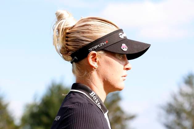 CINCINNATI, OH - SEPTEMBER 08: LPGA, Golf Damen golfer Charley Hull walks the 14th hole during the second round of the Kroger Queen City Championship at the Kenwood Country Club in Cincinnati, Ohio. (Photo by Brian Spurlock Icon Sportswire) GOLF: SEP 08 LPGA Kroger Queen City Championship EDITORIAL USE ONLY Icon230908056